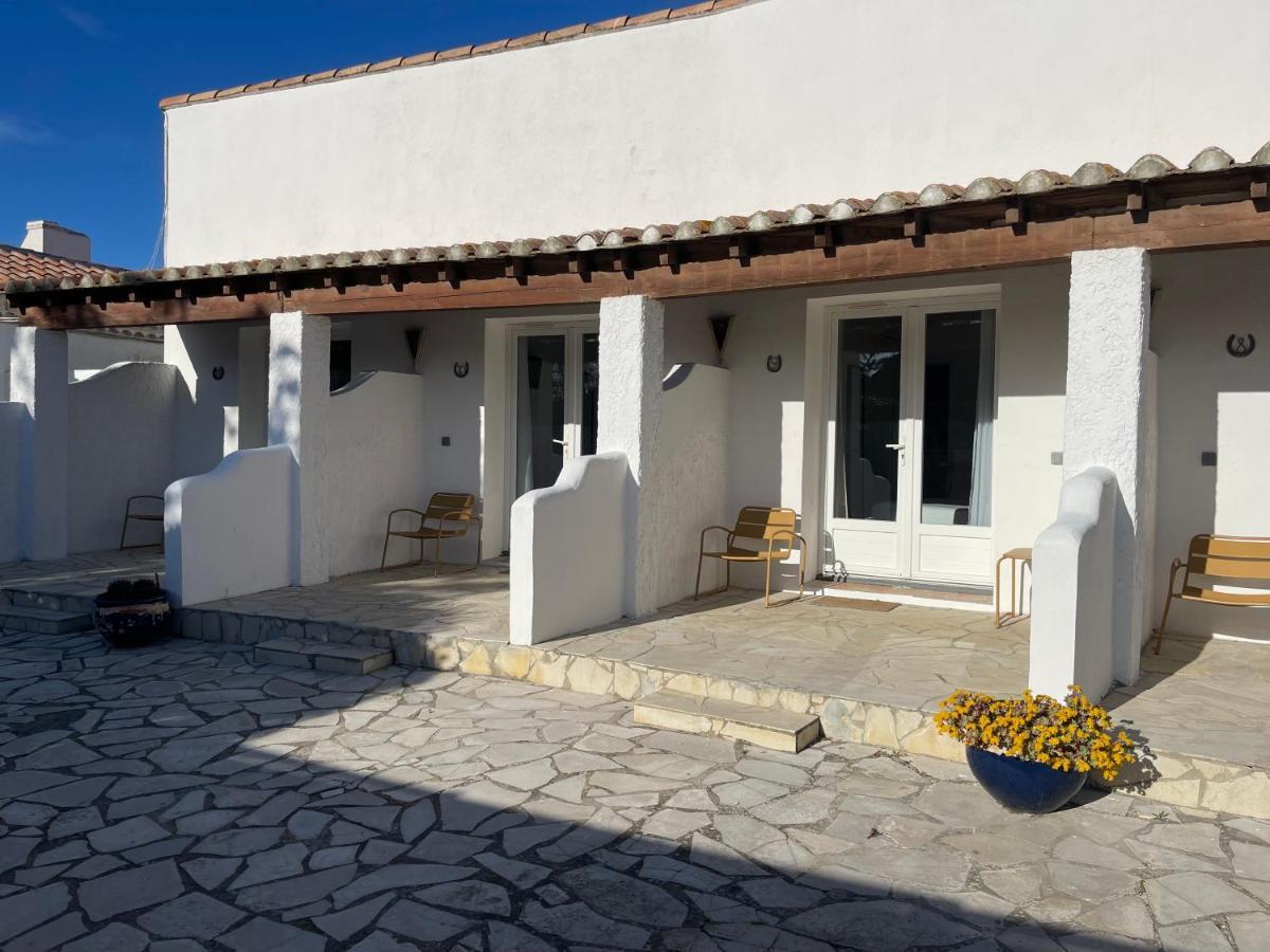 Mas Des Salicornes Hotell Saintes-Maries-de-la-Mer Exteriör bild