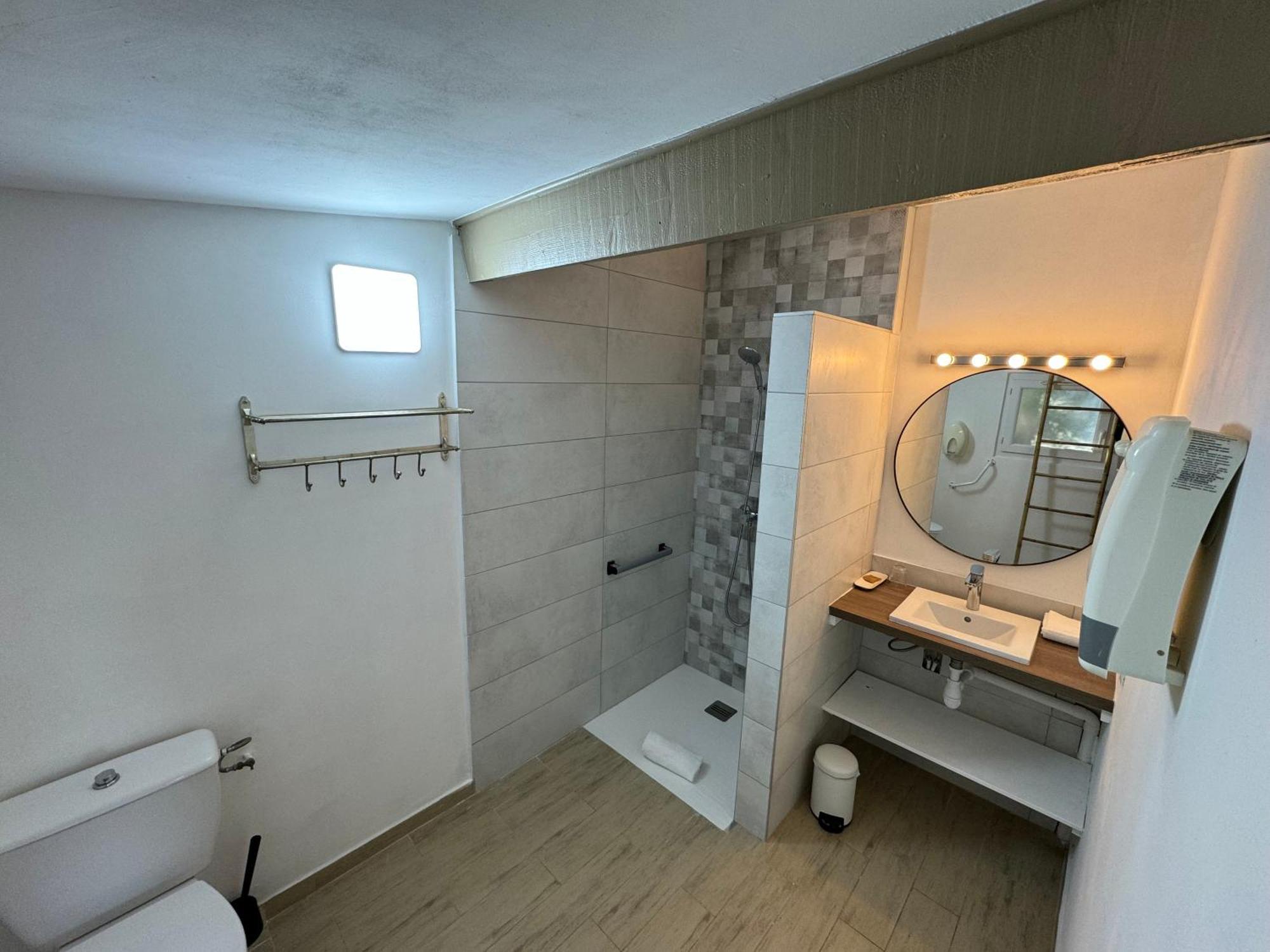 Mas Des Salicornes Hotell Saintes-Maries-de-la-Mer Exteriör bild