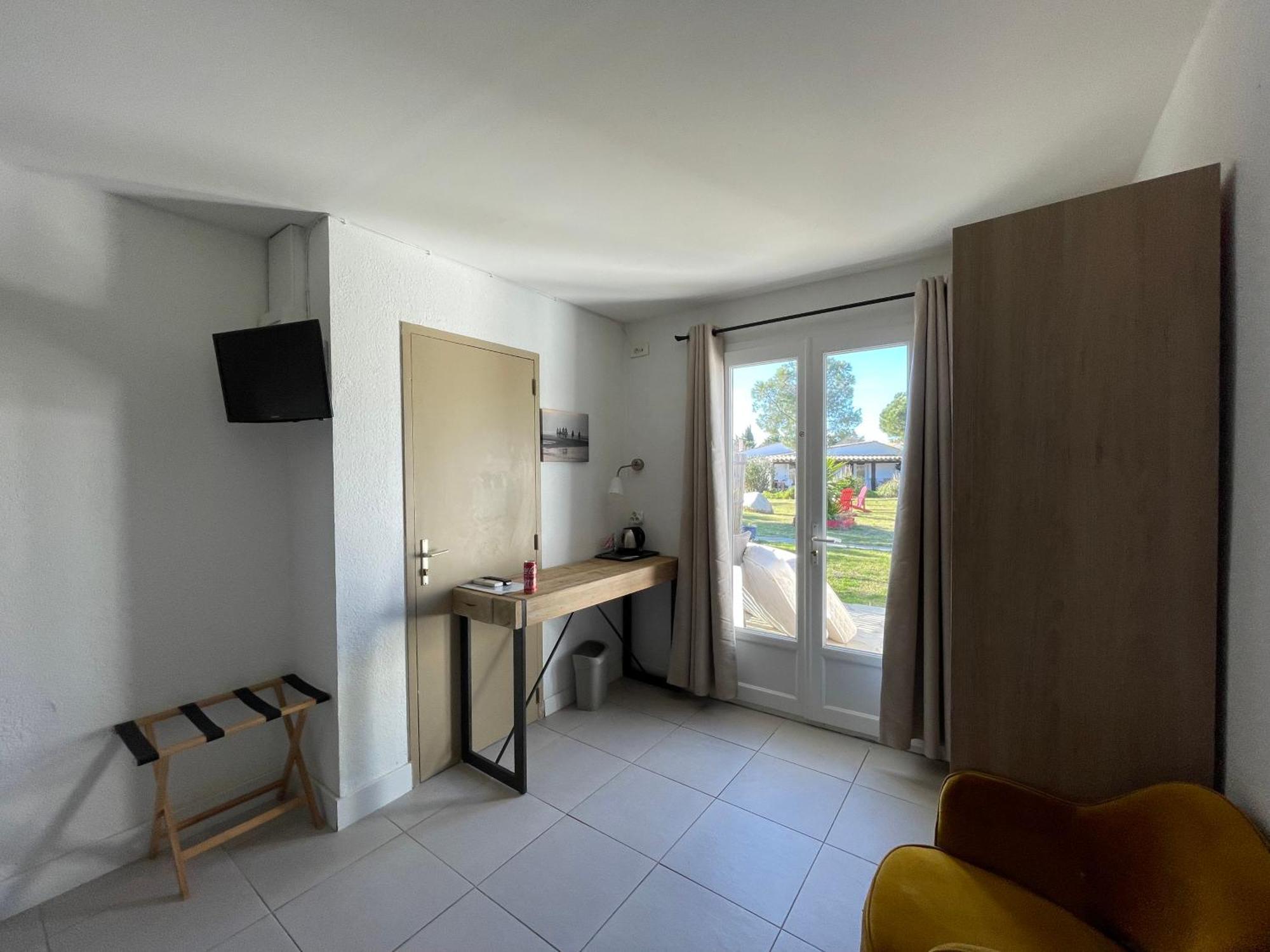 Mas Des Salicornes Hotell Saintes-Maries-de-la-Mer Exteriör bild